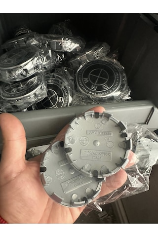 Bmw F01 68mm 50.yıl Siyah Jant Göbeği Logo Seti 4 Adet