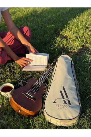 Arpeggio Arte - Maun Uk-01 Ukulele Maun Concert Profesyonel Ukulele - Kılıf Hediyeli Ahşap