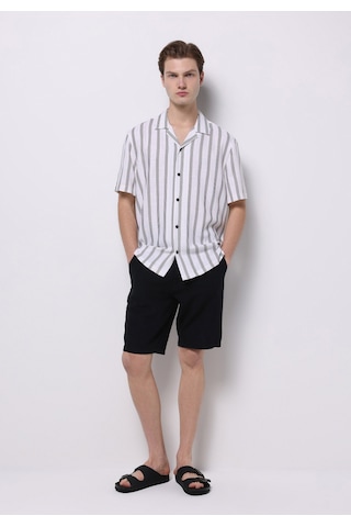 Colin's Colins Regular Fit Shirt Neck Çizgili Erkek Beyaz Kısa Kol Gömlek Cl1073856 Q1.v1 Wsd Siyah