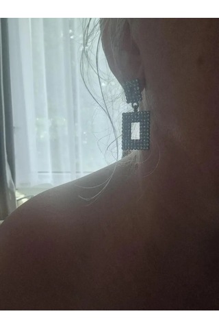 Sallantılı Küpe Parıldayan Geometri Taşlı Tasarımı Gümüş Kaplama Gümüş