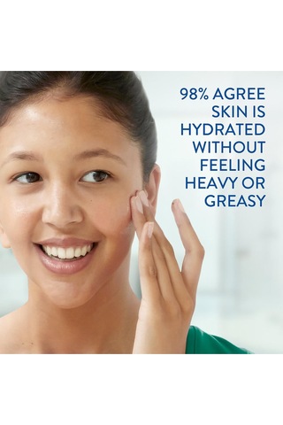 Cetaphil Gentle Clear Akneli Ciltler İçin Matlaştırıcı ve Nemlendirici Krem 89 ML