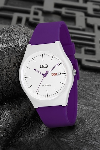Q&Q QCG21207 Su Geçirmez Çift Takvimli Unisex Kol Saati