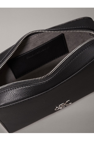 Calvin Klein Kadın Çapraz Çanta Siyah