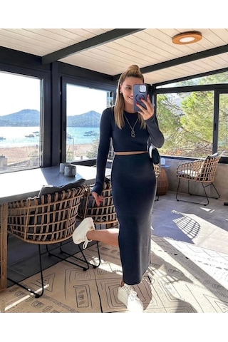Defymoda Kadın Soft Kaşkorse Kumaş Bluz Ve Yırtmaç Detaylı Etek Ikili Takım Siyah