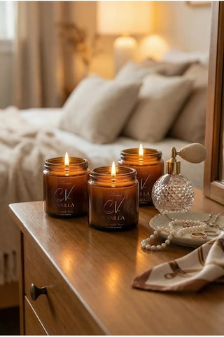 3 Lü Vanilya Kokulu Aromaterapi Mum %100 Doğal Soya Wax Kapaklı Amber Cam Krem Renk 100 Cc Amber