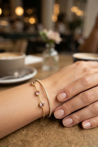 Pembe Kalp Model Zirkon Taşlı Gold Renk Kadın Bileklik Çok Renkli