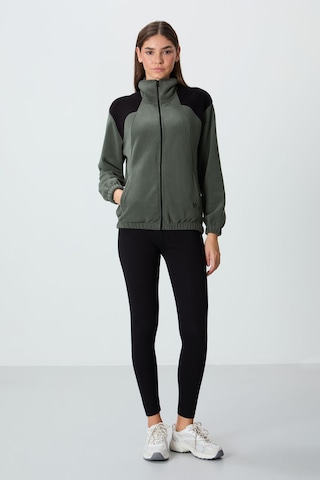 Tommy Life Haki Kalın Yumuşak Dokulu Dik Yaka Oversize Nakışlı Polar Kadın Sweatshirt - 97293 Haki