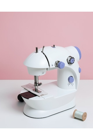 Elektrikli Mini Dikiş Makinesi Ev Yardımcısı Pratik 0