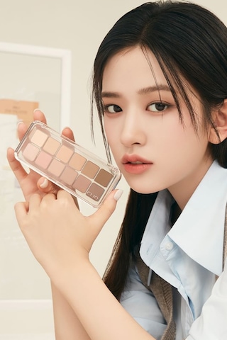 Clio Hafif Dokulu Yoğun Renklere Sahip Göz Farı Paleti 08 Latte Senior