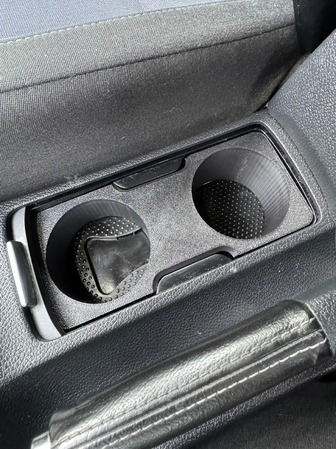 Volkswagen Golf 5 & 6 Bardaklık, Bardak Tutucu Standart