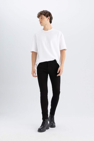 Defacto Super Skinny Fit En Dar Kalıp Normal Bel Ekstra Dar Paça Jean Pantolon R8752AZ23AUNM40 Siyah