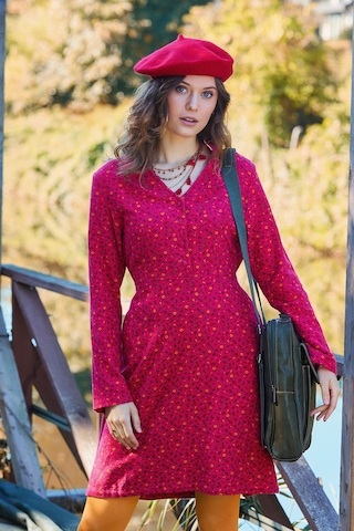 Hakim Yaka Düğme Detaylı Bağlamalı Fuşya Pazen Elbise Desenli