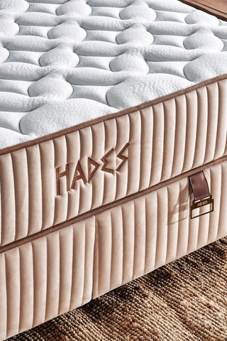 Hades Yatak 150x200 Cm Çift Kişilik 30 Cm Kalınlığında Paket Yaylı Lüks Yatak Orta Sert Krem Kumaş