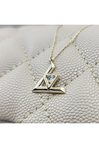 0 20 Karat Pırlanta Möntürü Signity Swarovski Taşlı V Tasarım Modern 925 Ayar Gümüş Kolye 43 Cm