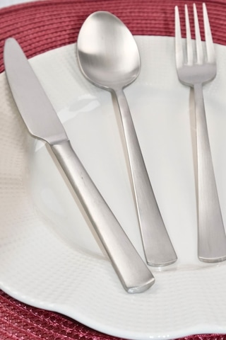 Lugga Nida Scotch Tatlı Çatal Kaşık Bıçak Takımı 6 Kişilik 18 Par Gümüş