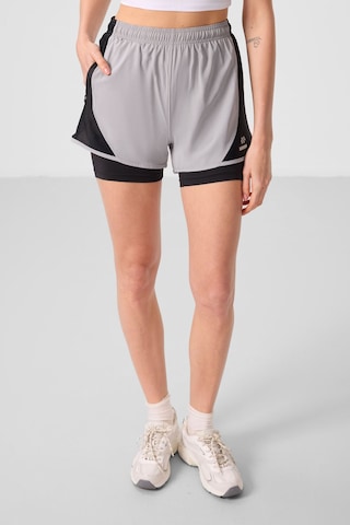 Tommy Life Taş Polyester Gizli Cep Fermuarlı Standart Kalıp Kadın İçi Taytlı Şort - 91015 Taş