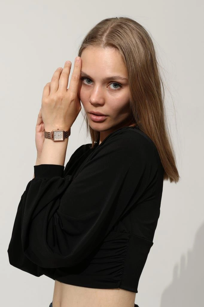 Minimal Kare Rose Kadın Kol Saati Rose Gold