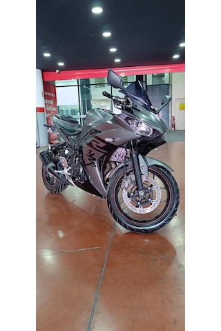 Yamaha Yzf R25 Yazılı Yan Ön Grenaj Sticker Etiket Model
