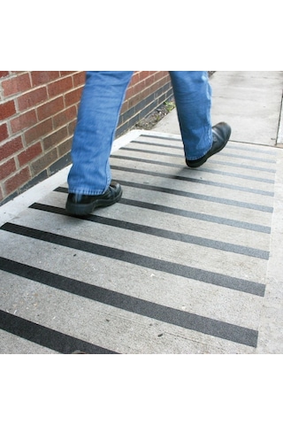 5 Cm 25 Mt Siyah Kaydırmaz Bant