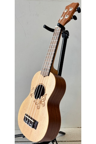 Çiçek Desenli Soprano Ukulele Diğer