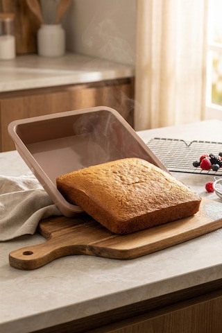 Kare Silikon Fırın Kalıbı Derin Yapılı, Yapışmaz Kek & Brownie Kalıbı 26 X 26 Cm Çok Renkli