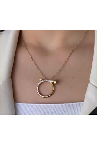 Kadın Çivi Model Zirkon Taşlı 316l Çelik Kolye Altin