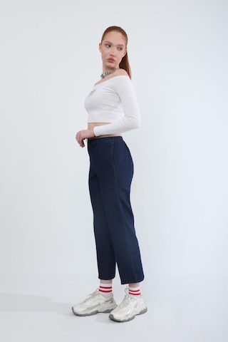 Kadın Beli Lastikli Likralı Yan Cepli Jean Pantolon Lacivert Lacivert