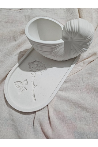 El Yapımı Salyangoz Saksı & Gül Dekorlu Tabak Seti Doğal Ve Zarif Dekoratif Set Beyaz