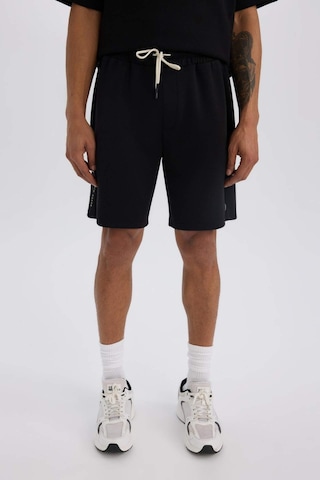 DeFactoFit Kısa Paça Skuba Dalgıç Kumaş Sporcu Şort C5902AX25SPBK81