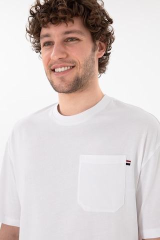 U.S. Polo Assn. Erkek Comfort Fit Bisiklet Yaka Beyaz Tişört 50305990-VR013