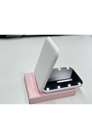 Vkemall Led Işıklı Çift Taraflı El Aynası, 2x Büyütme Özelliği, Pilli, Taşınabilir, Beyaz, Günlük Kullanıma Ideal 85x64x12.5mm Beyaz