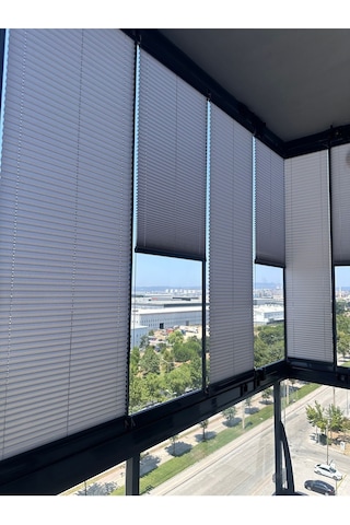 Blind-x Koyu Gri Plise Katlanır Cam Balkon Perdesi, Ofis Perdesi, Mutfak Perdesi, Salon Perdesi