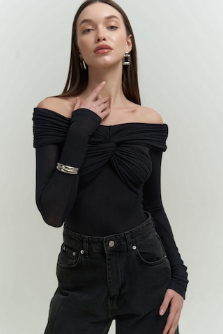 Mai Collection Mai Studios Co. Vanni Çapraz Detay Siyah Uzun Kollu Bluz Siyah
