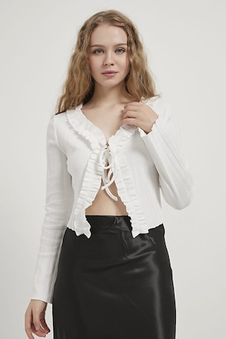 Kadın Fırfır Detaylı Önü Bağcıklı Esnek Pamuk Kısa Fitilli Hırka Beyaz