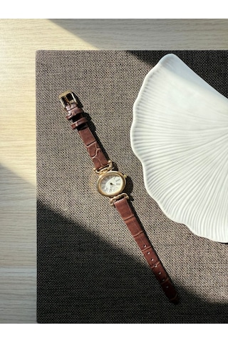 Retro Minimal Vintage Deri Kordon Kadın Kol Saati Kelebek Model Bb0057 Gümüş
