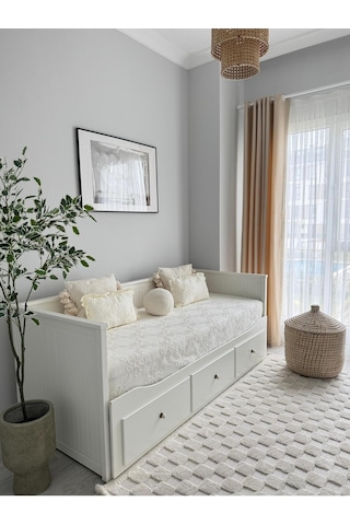 Bahar Model Divan Yatak Örtüsü 150x230 Cm Krem Nakışlı Krem