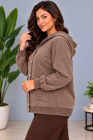Cedy Denim Cedy -özel Tasarım Kadın Taş Ve Nakış İşleme Detaylı Düğmeli Kapüşonlu Sweat Hırka C7150 Kahverengi
