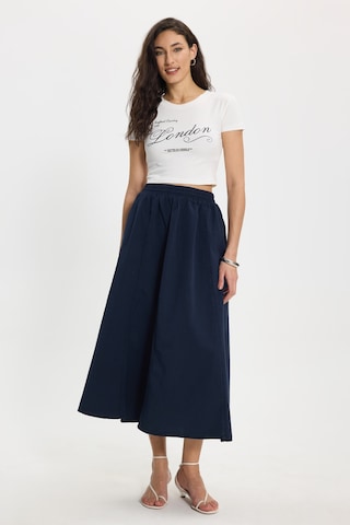 Tudors Kadın Slim Fit Dar Kesim Pamuk Bisiklet Yaka Kısa Kollu Baskılı Ekru Crop Tişört-50532 L