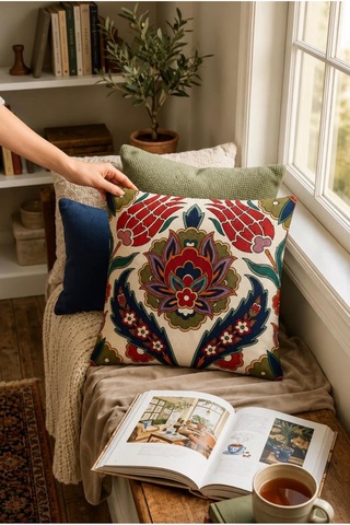 Premium Goblen Nakış Kırlent Kılıf 40 Cm X 40 Cm - 1 Adet Acı Kahve