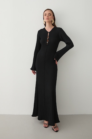 Siyah Düğme Detaylı Uzun Elbise - 1725 Kahverengi