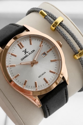 Daniel Klein Deri Kordon Takvimli Kadran 2 Yıl Garantili 3 Atm Dayanıklı Erkek Kol Saati E14272-4 Rose Gold
