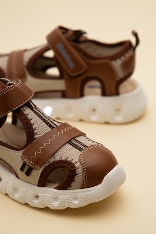 Şirinbebe Ortopedik Erkek Çocuk Sandalet Kahverengi Işıklı Taban Cırtlı Önü Kapalı-4762 Kahverengi - Taba