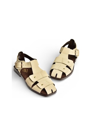 Fox Shoes Y458102502 Bej Süet Büyük Toka Detaylı Kadın Sandalet Bej