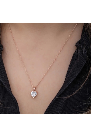 Gümüş Rose Beyaz Taşlı Kalpli Kadın Kolye Rose