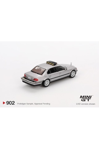 Mini Gt Bmw 750ıl "tomorrow Never Dies" Bl 902 Çok Renkli