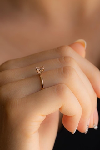 Morganite Oval Kesim Tektaş Yüzük