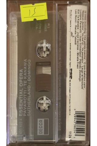 Plak Değildir Kaset Tir Essential Opera Kaset