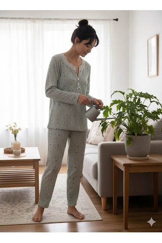 Dantel Yaka Detaylı Pamuklu Penye Kumaş Pijama Takımı Açık Yeşil