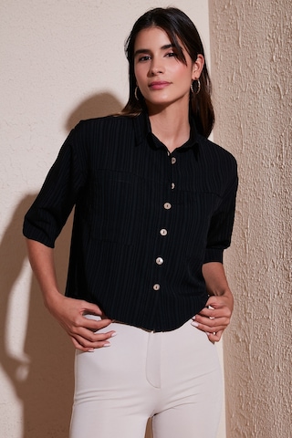 Lela Regular Fit Çift Cepli Kısa Kollu Bayan Gömlek 5865644 Siyah