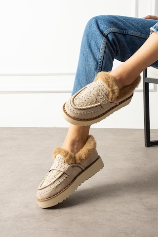 Shoetek Liyi Kadın Kısa İçi Kürklü Hafif Tabanlı Bej Süet Bej